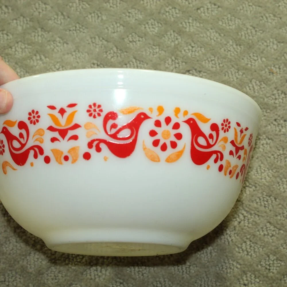 Set of 4 Vintage Pyrex Friendship Nesting Mixing Bowls 401 / 402 / 403 /404